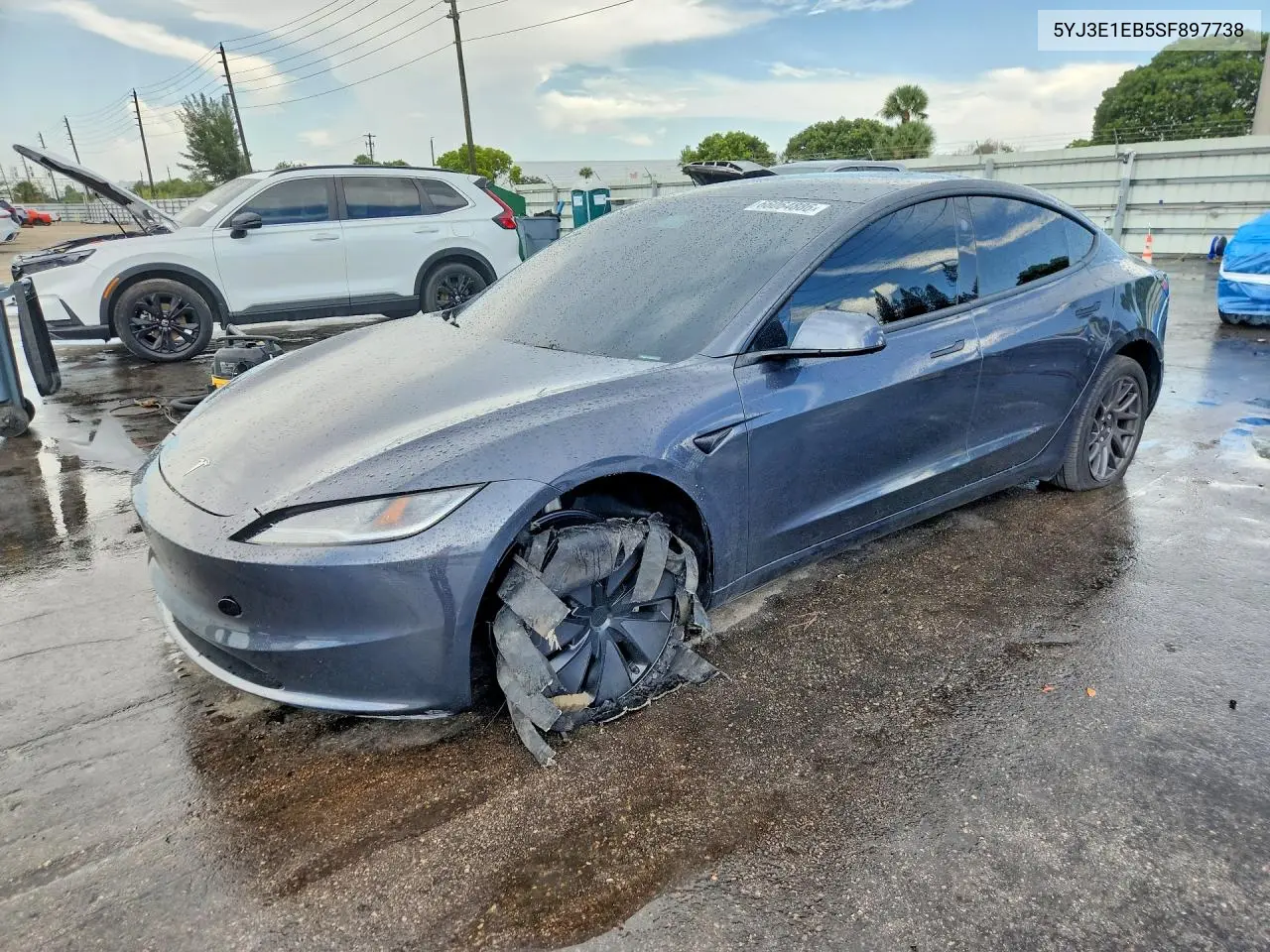 Tesla Model 3 2025