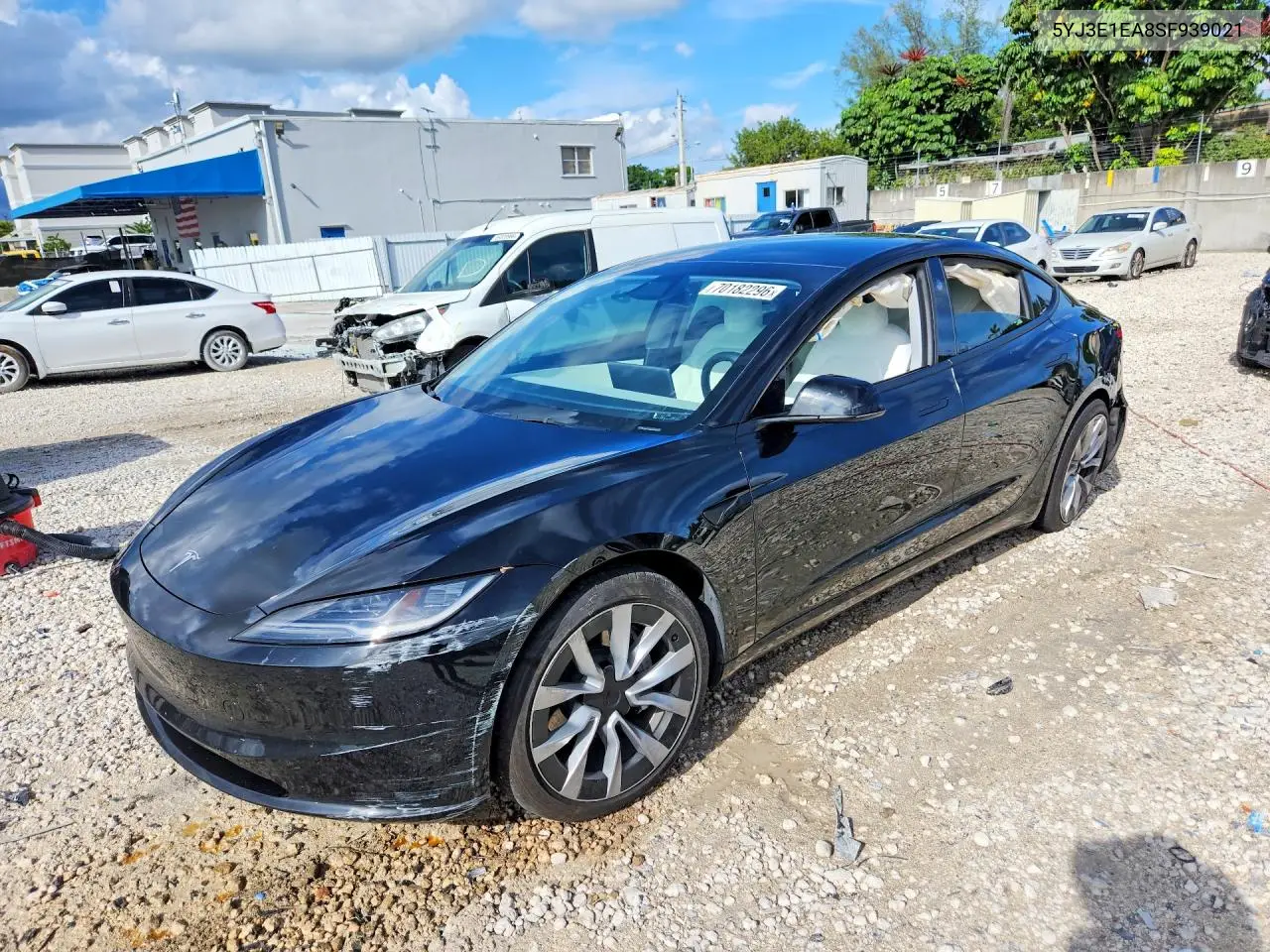 Tesla Model 3 2025