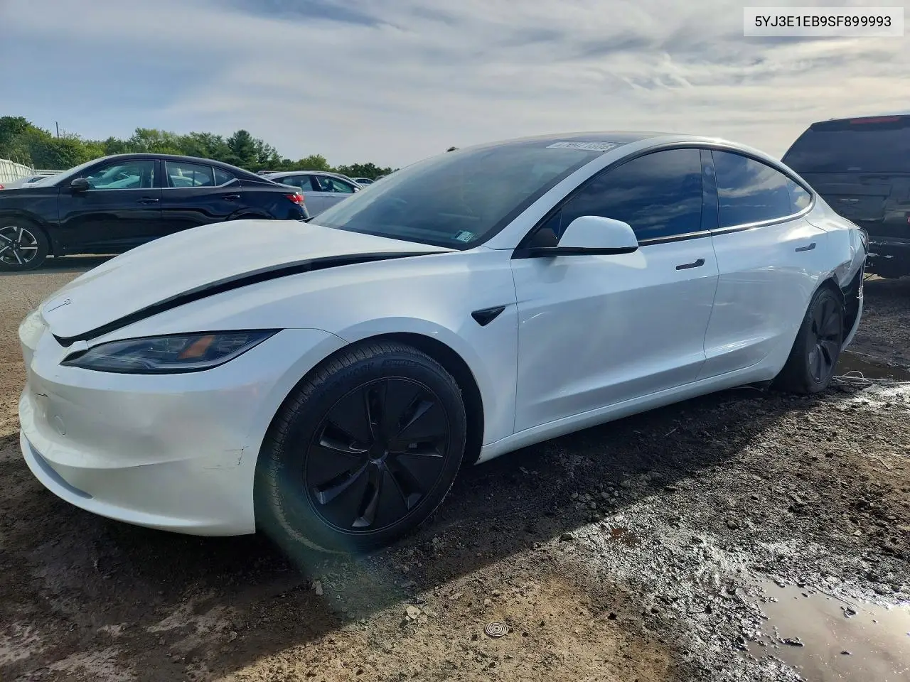Tesla Model 3 2025