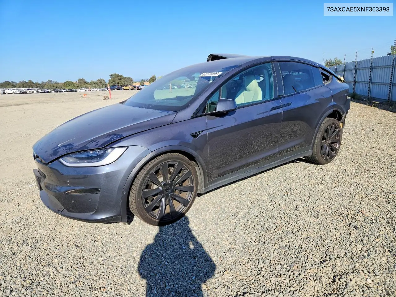 Tesla Model X 2022