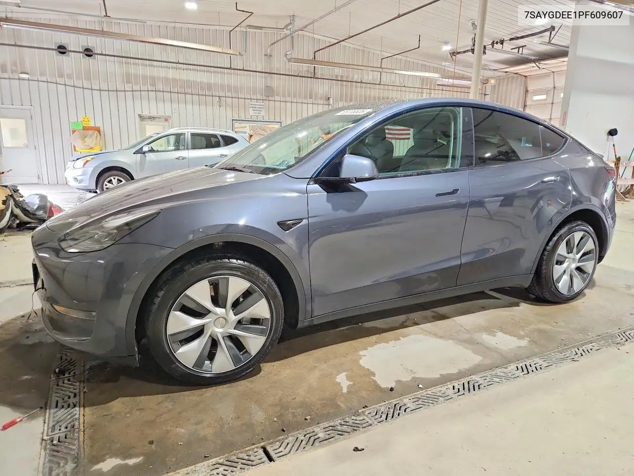 Tesla Model Y 2023