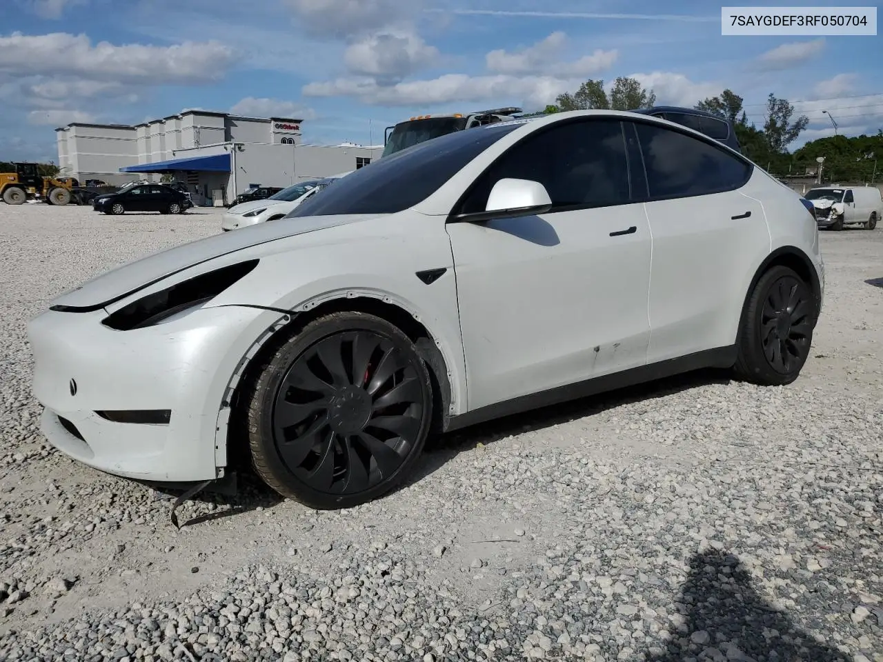 Tesla Model Y 2024