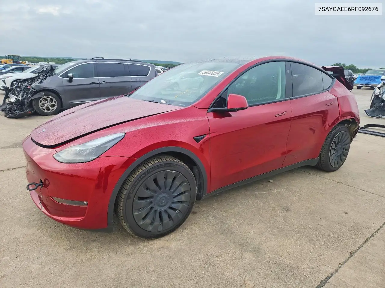 Tesla Model Y 2024
