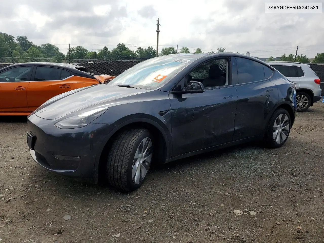 Tesla Model Y 2024