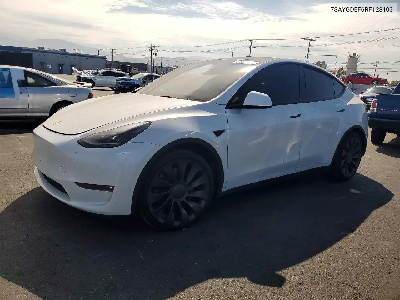 Tesla Model Y 2024