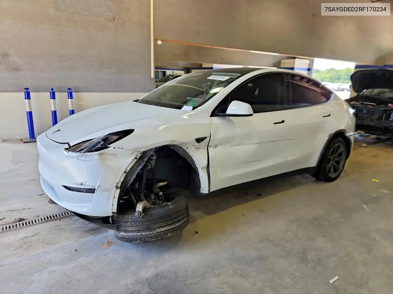 Tesla Model Y 2024