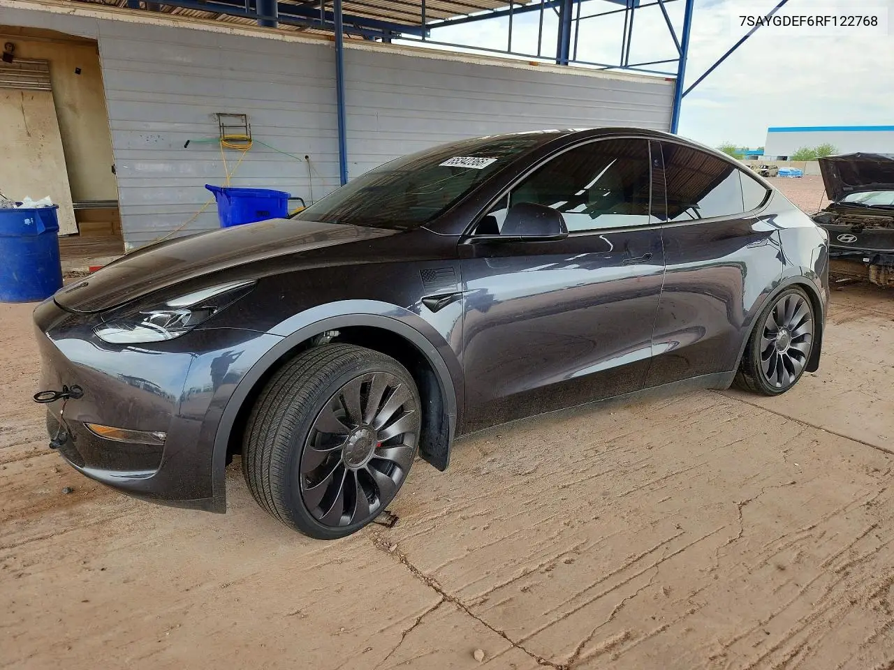Tesla Model Y 2024