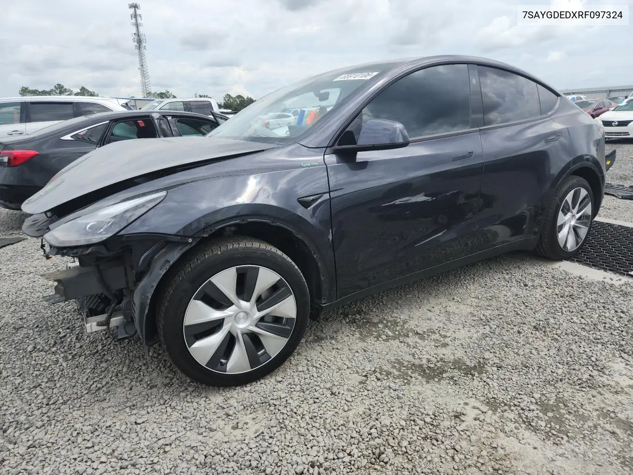 Tesla Model Y 2024