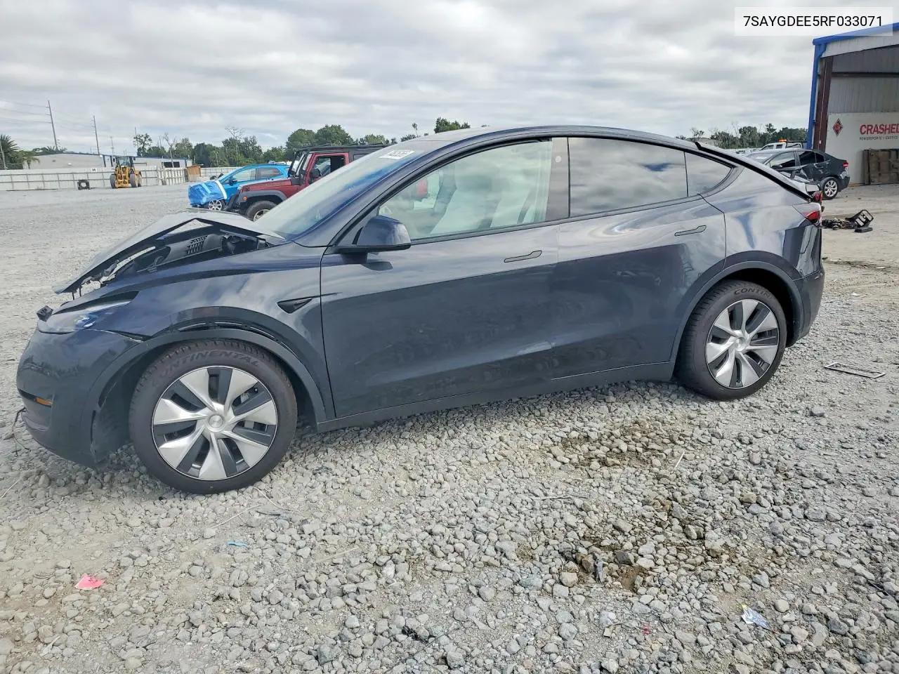 Tesla Model Y 2024