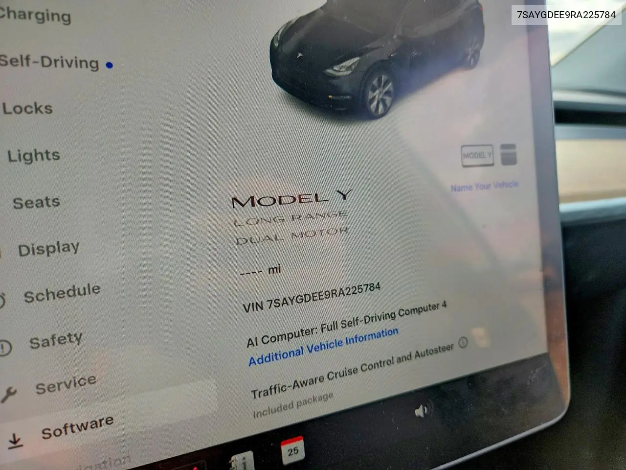 Tesla Model Y 2024