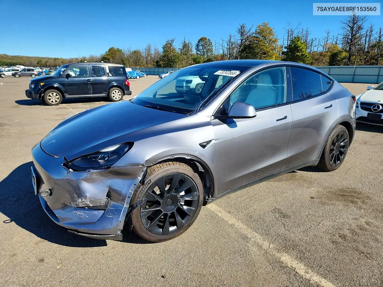 Tesla Model Y 2024
