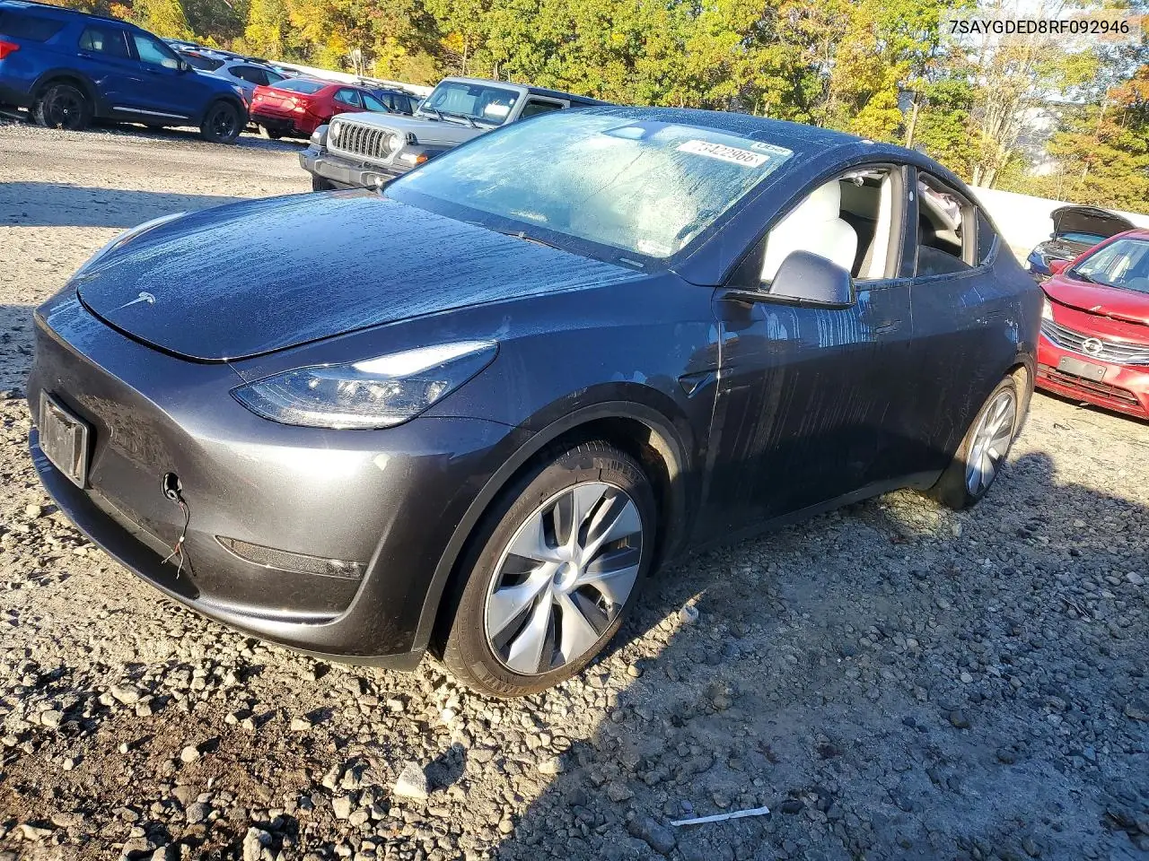 Tesla Model Y 2024
