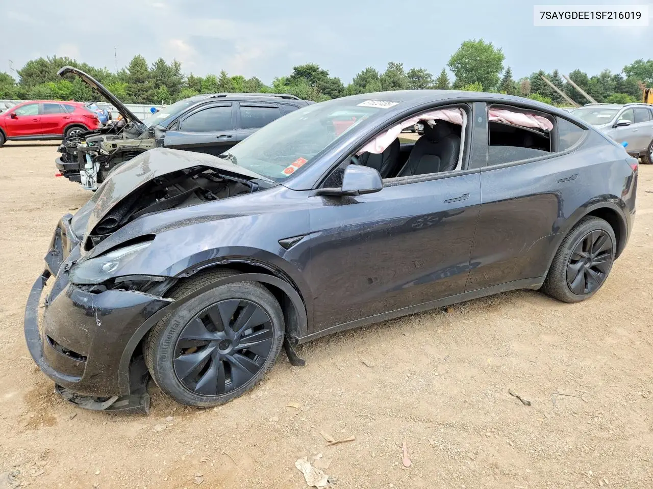 Tesla Model Y 2025