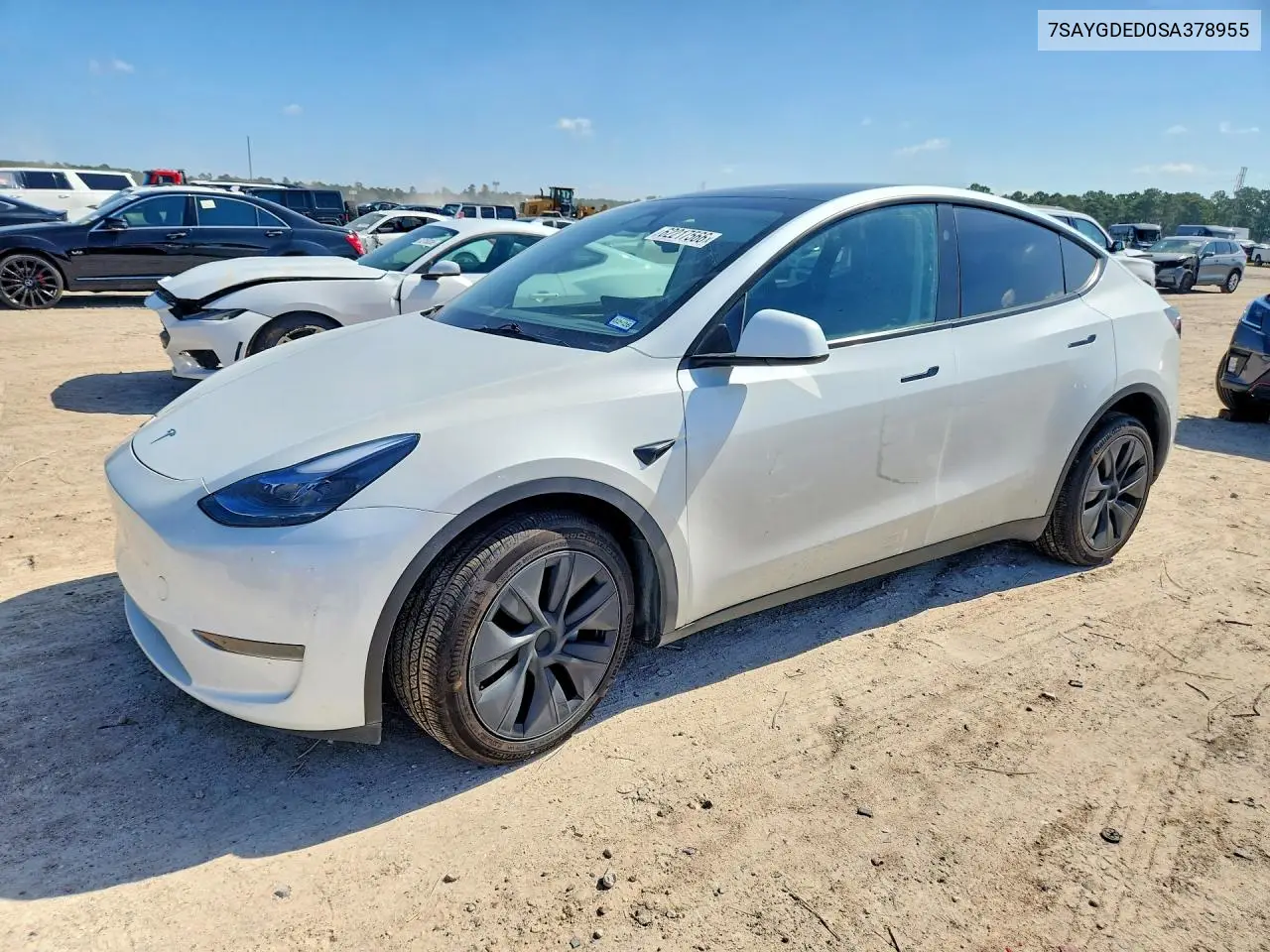 Tesla Model Y 2025