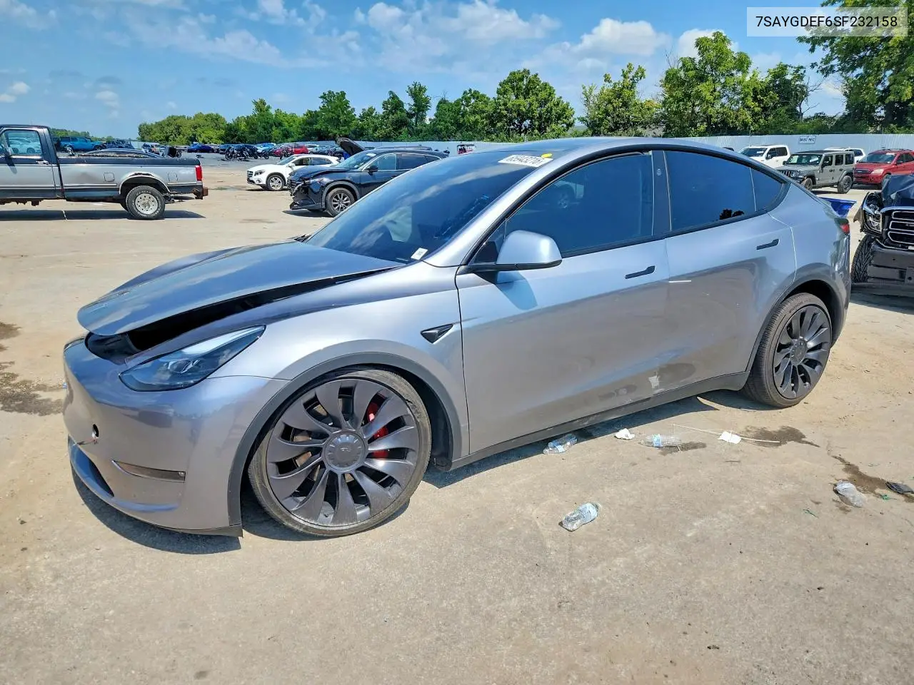 Tesla Model Y 2025