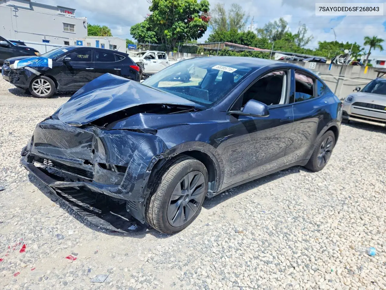 Tesla Model Y 2025