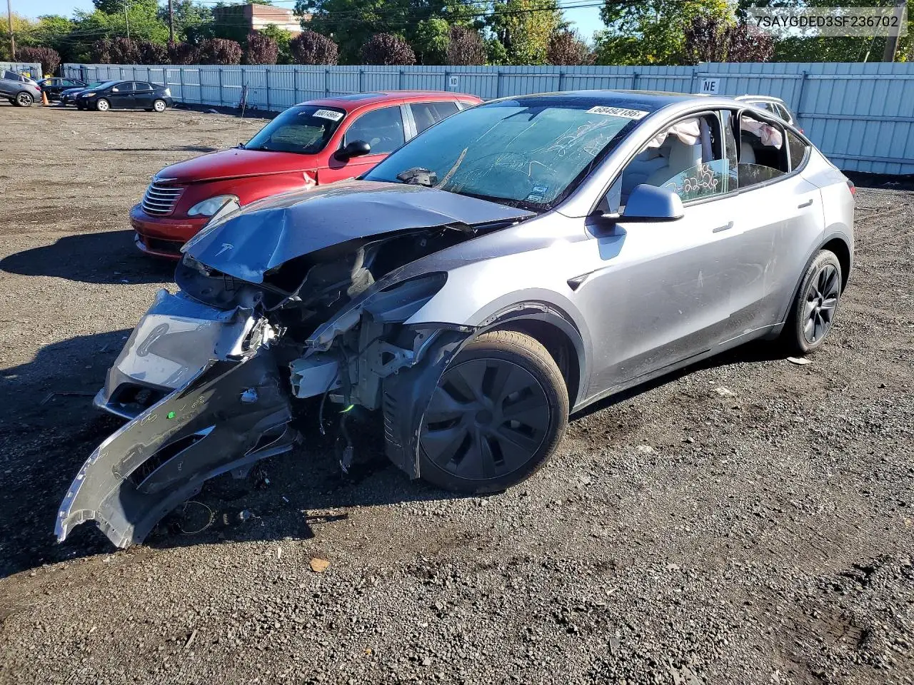 Tesla Model Y 2025