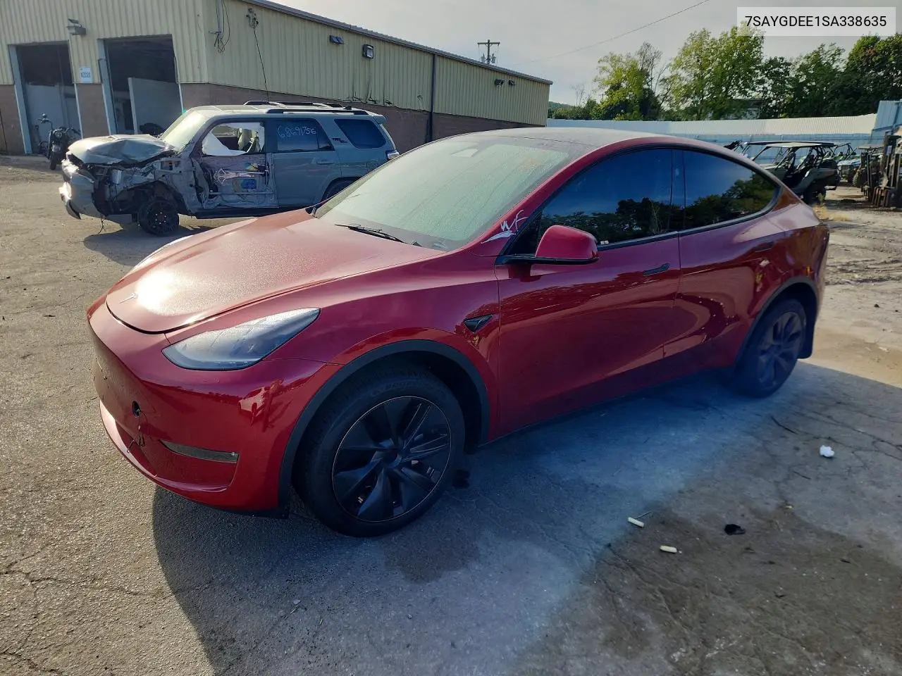 Tesla Model Y 2025