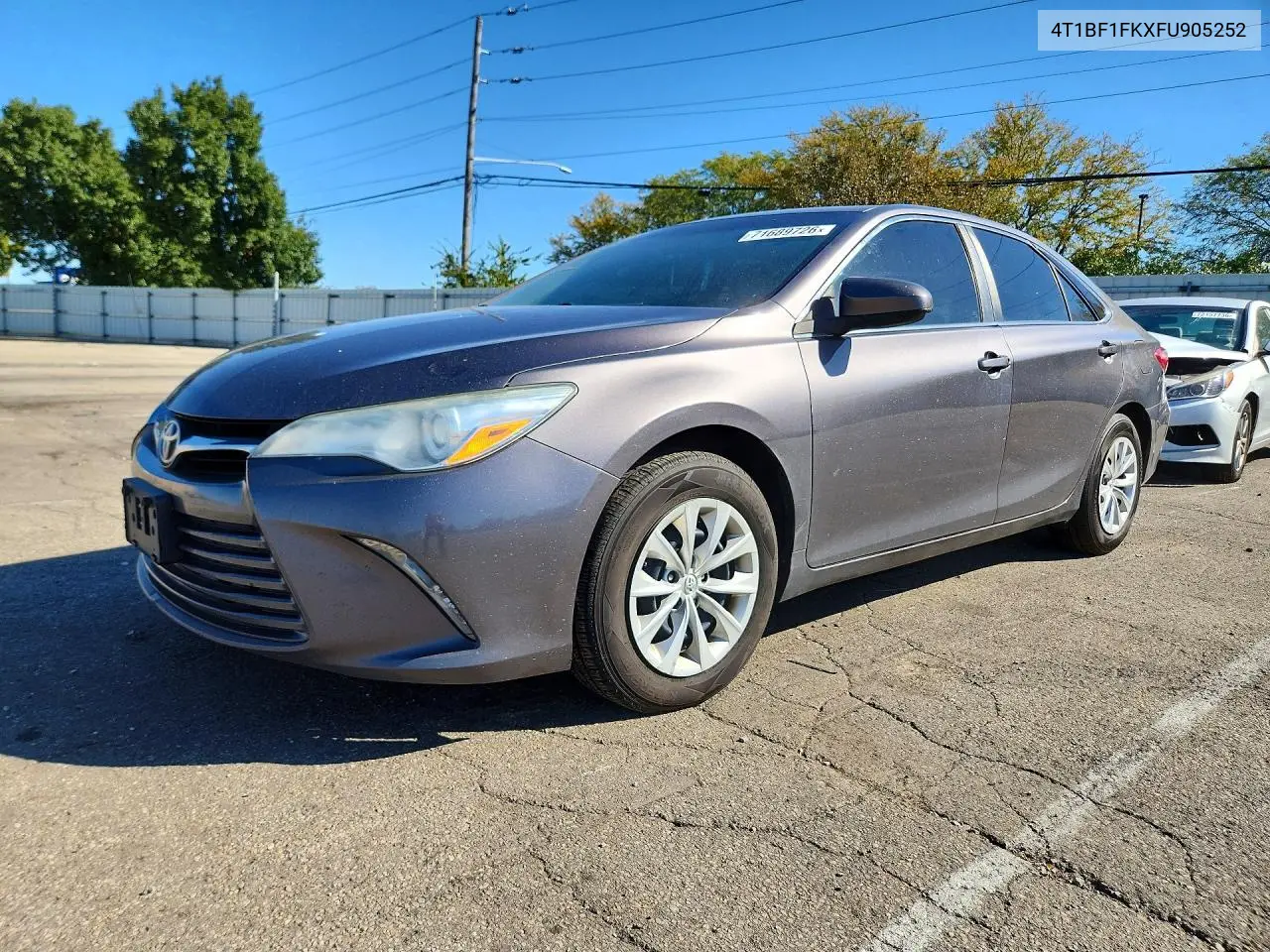 Toyota Camry Le 2015