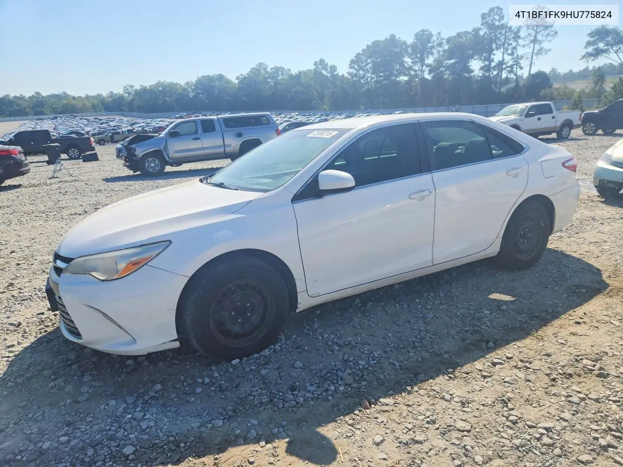 Toyota Camry Le 2017