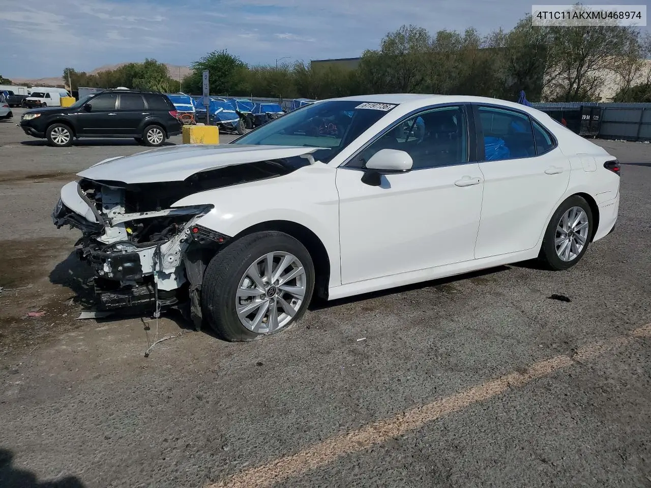 Toyota Camry Le 2021