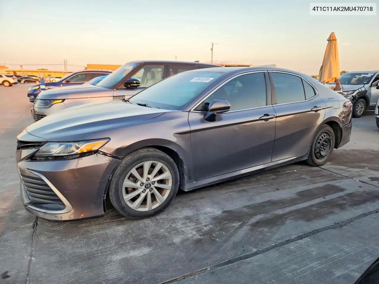 Toyota Camry Le 2021