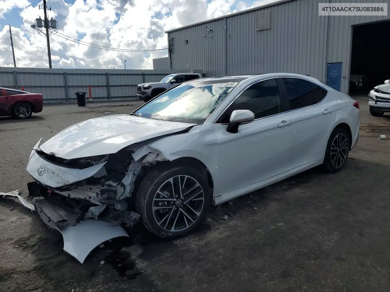 Toyota Camry Xle 2025
