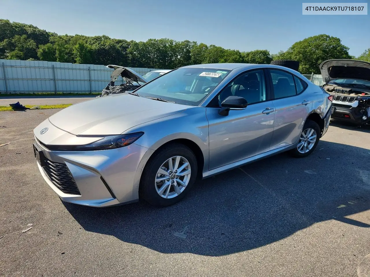 Toyota Camry Le 2026