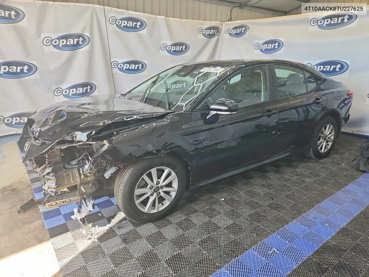 Toyota Camry Le 2026
