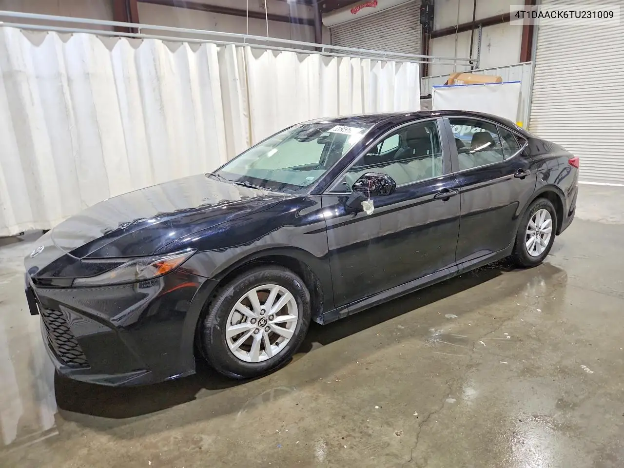 Toyota Camry Le 2026