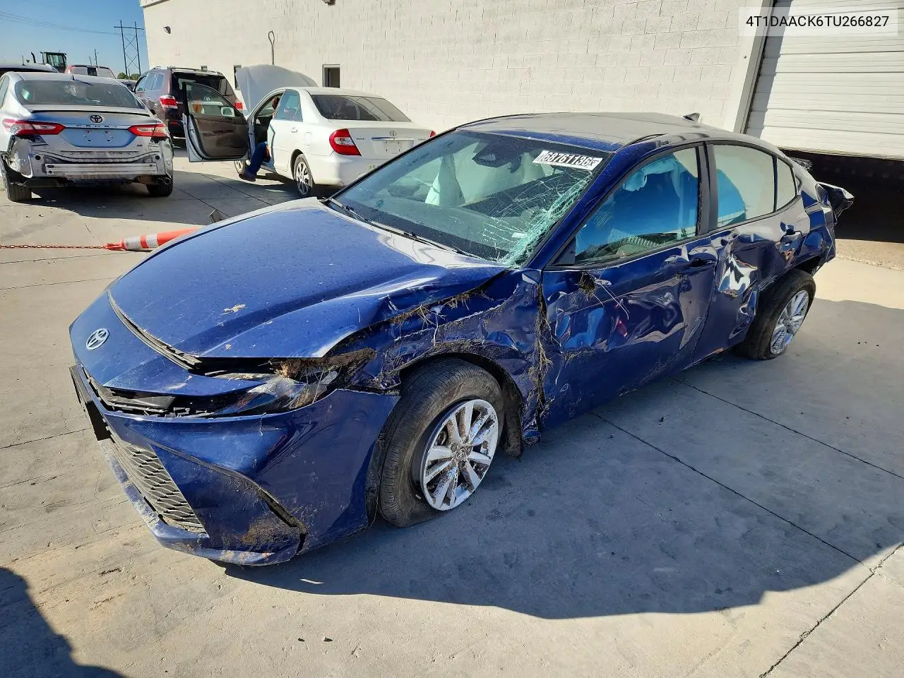Toyota Camry Le 2026