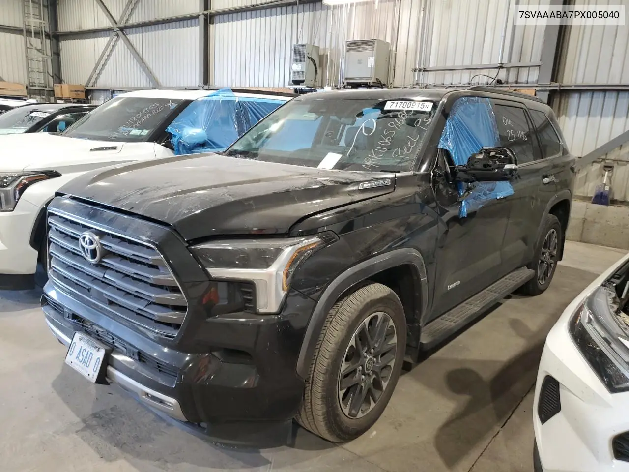 Toyota Sequoia Sr5 2023