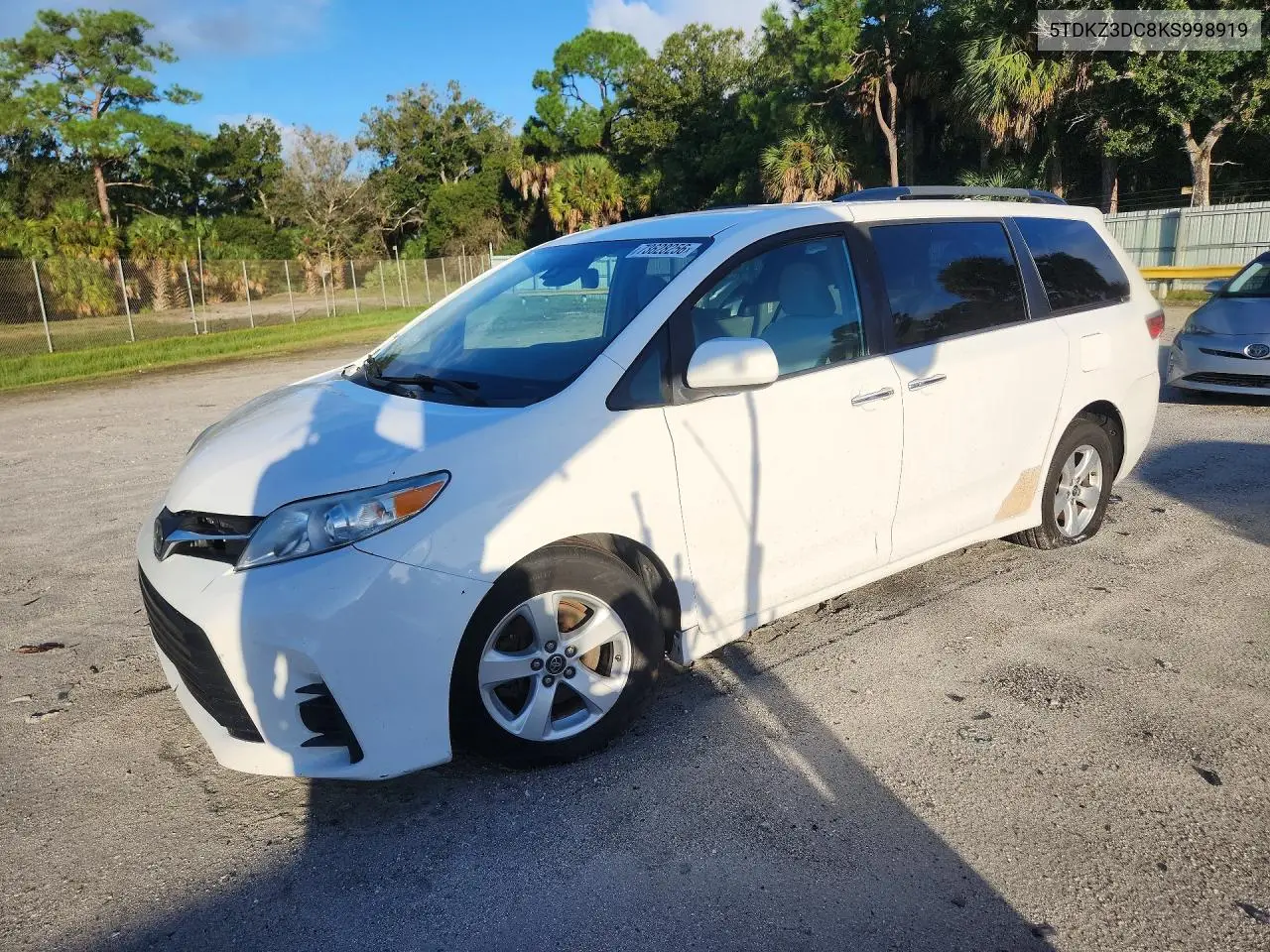 Toyota Sienna Le 2019