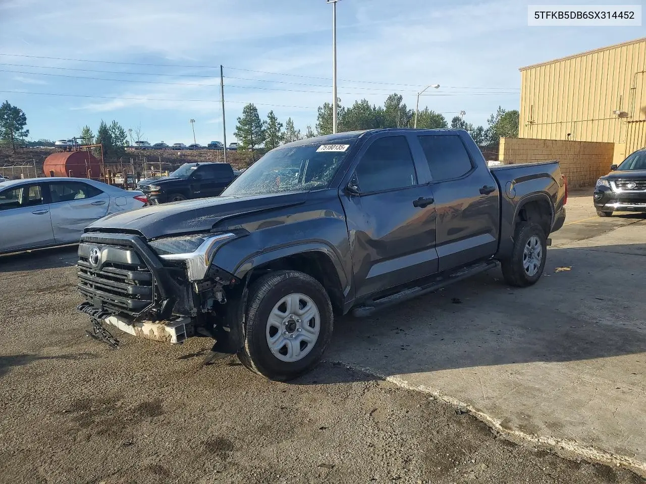 Toyota Tundra Crewmax Sr 2025