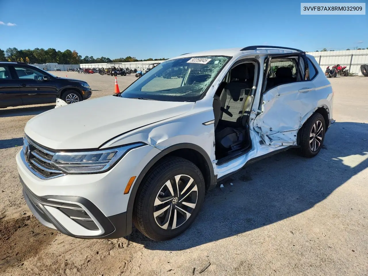 Volkswagen Tiguan S 2024