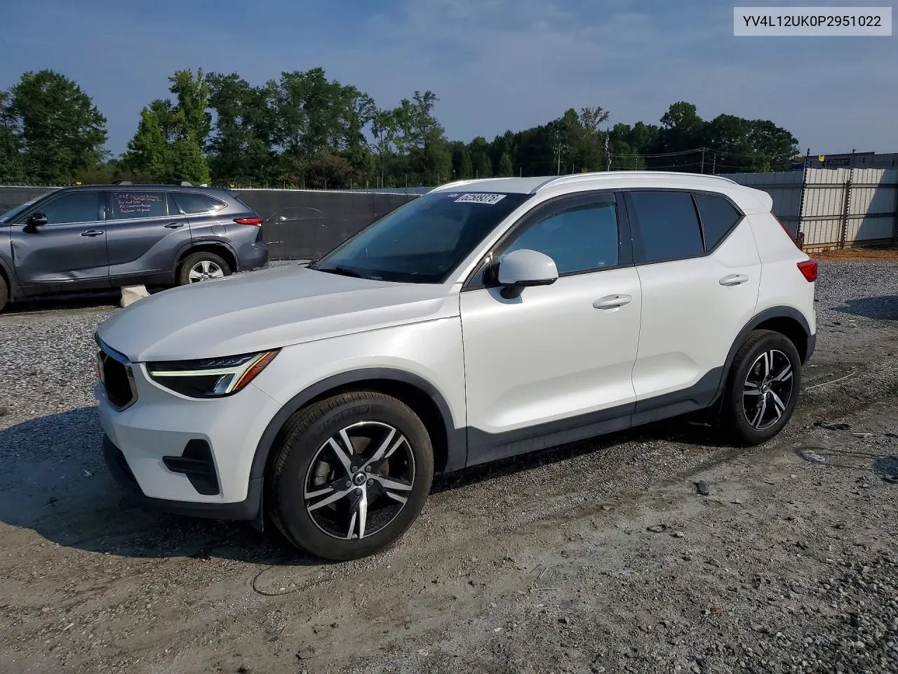 Volvo Xc40 Core 2023