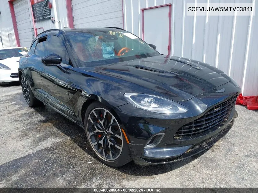 Aston Martin Dbx 2021