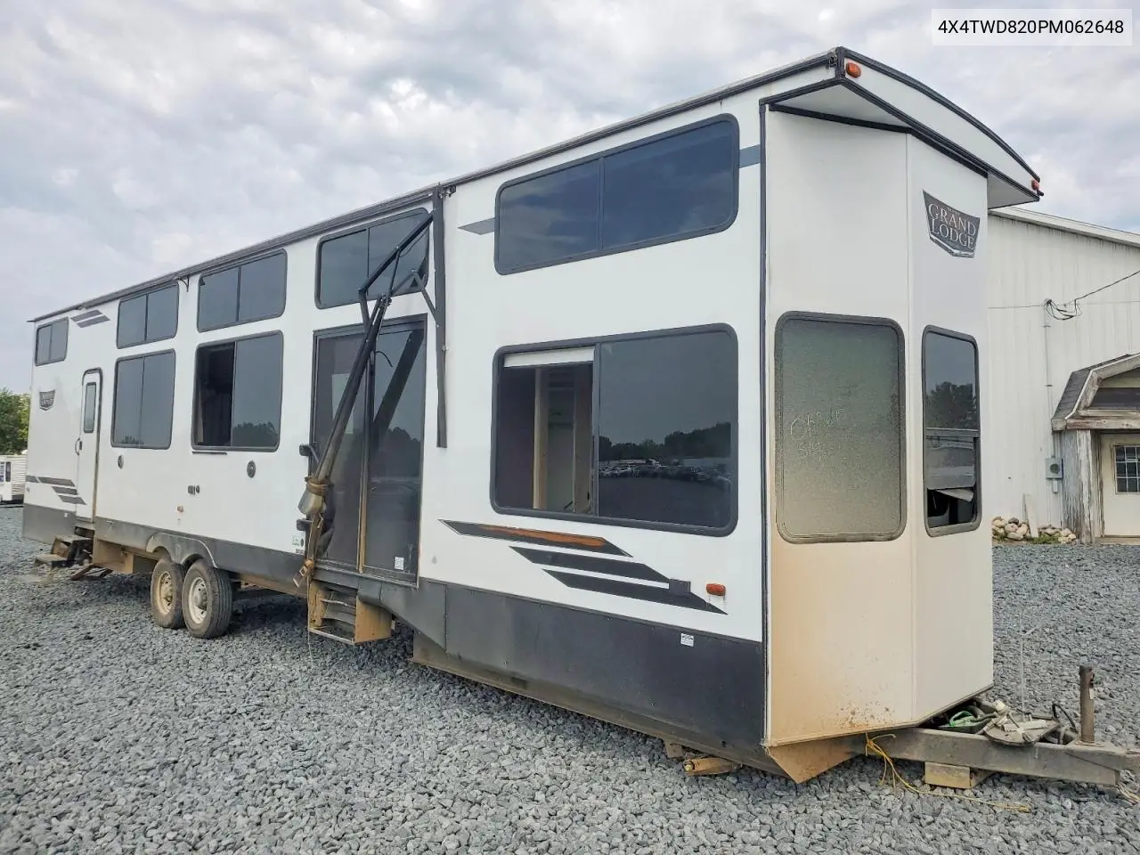 Forest River Grand Lodge Camper 2023