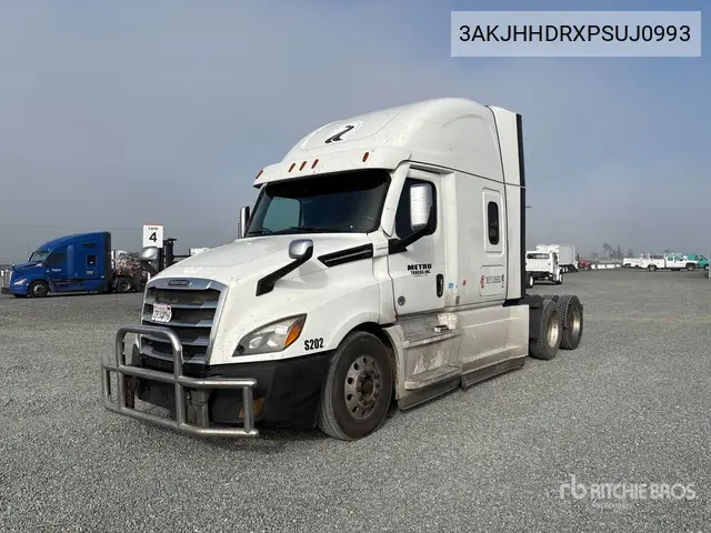Freightliner 2023 Freightliner Cascadia 126 6X4 T/A Sleeper Truck Tractor 2023