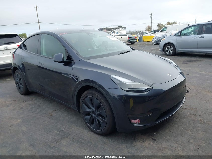 Tesla Model Y Long Range Dual Motor All-Wheel Drive 2024