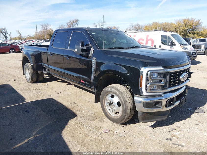 Ford F-350 Lariat 2024