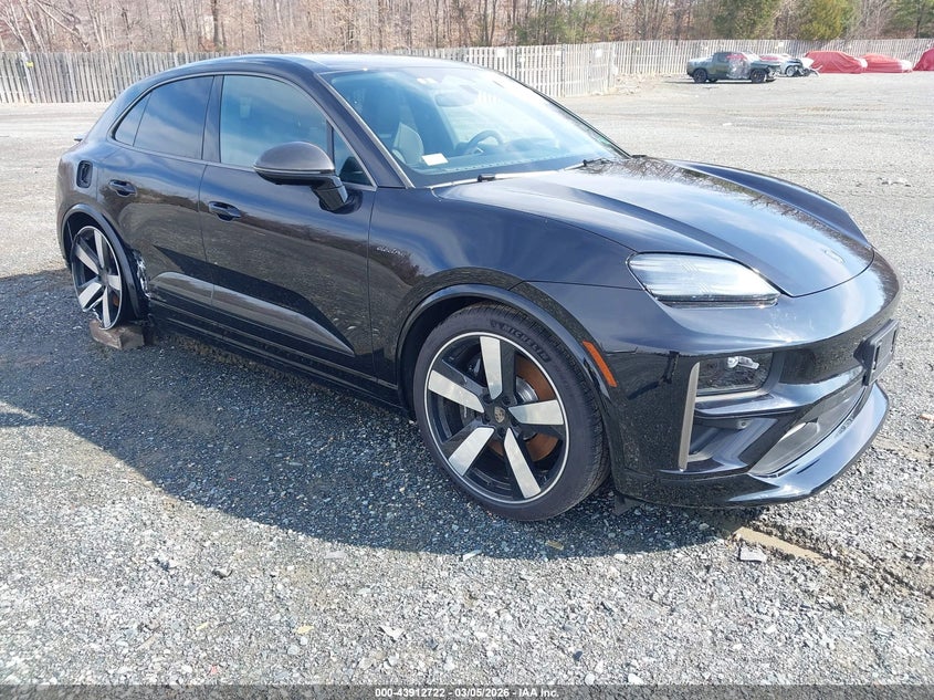 Porsche Macan Electric Turbo 2025