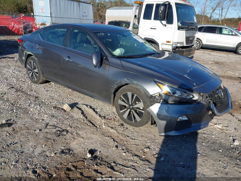 Nissan Altima Sv Fwd 2022