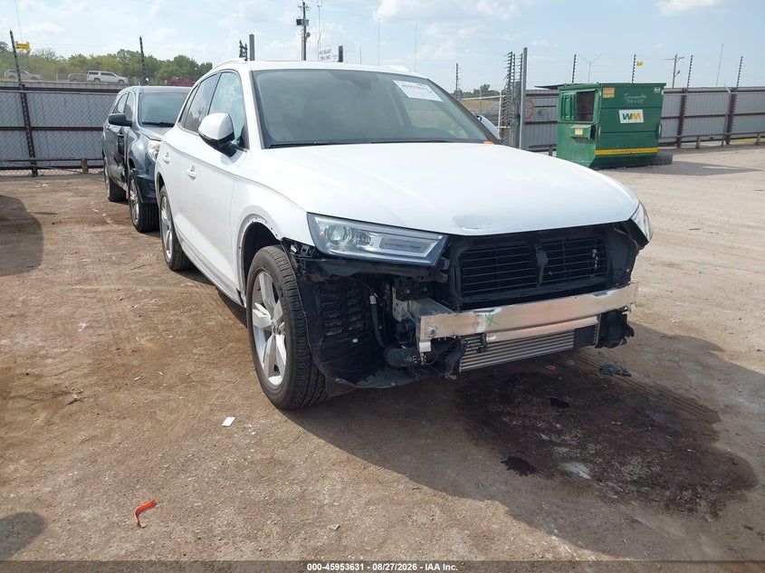 Audi Q5 2.0T Premium/2.0T Tech Premium 2018