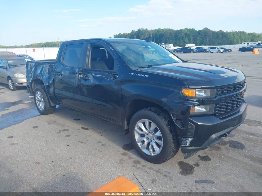 Chevrolet Silverado 1500 4Wd Short Bed Custom 2021