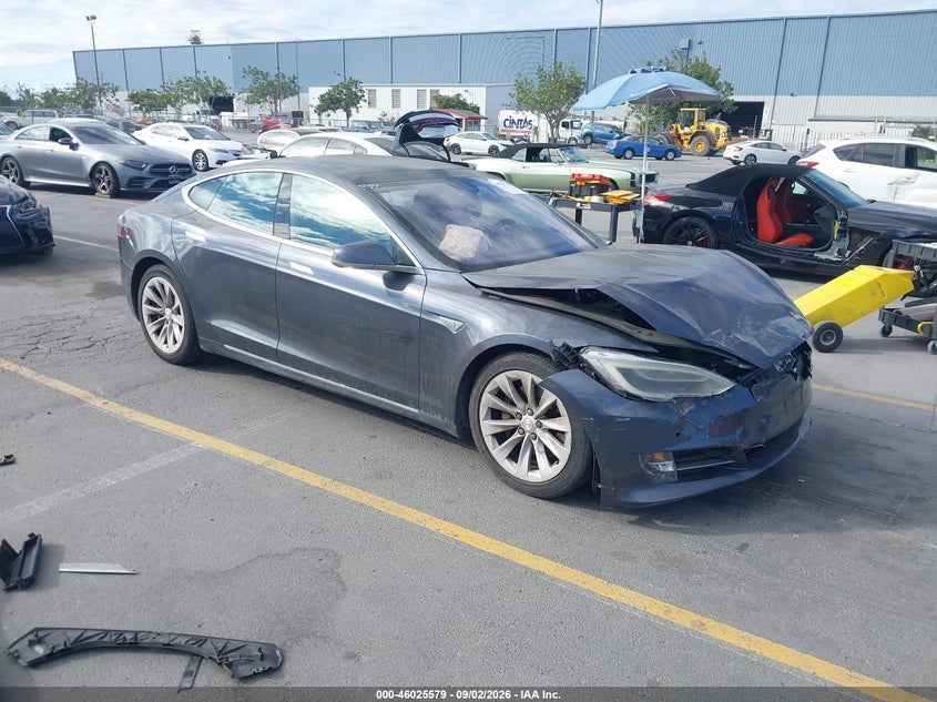 Tesla Model S 2016