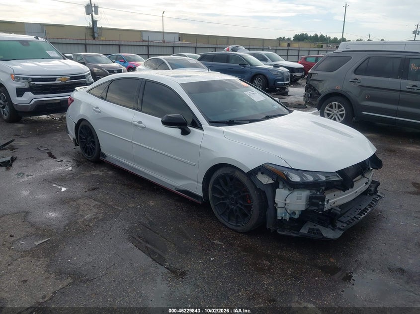 Toyota Avalon Trd 2020