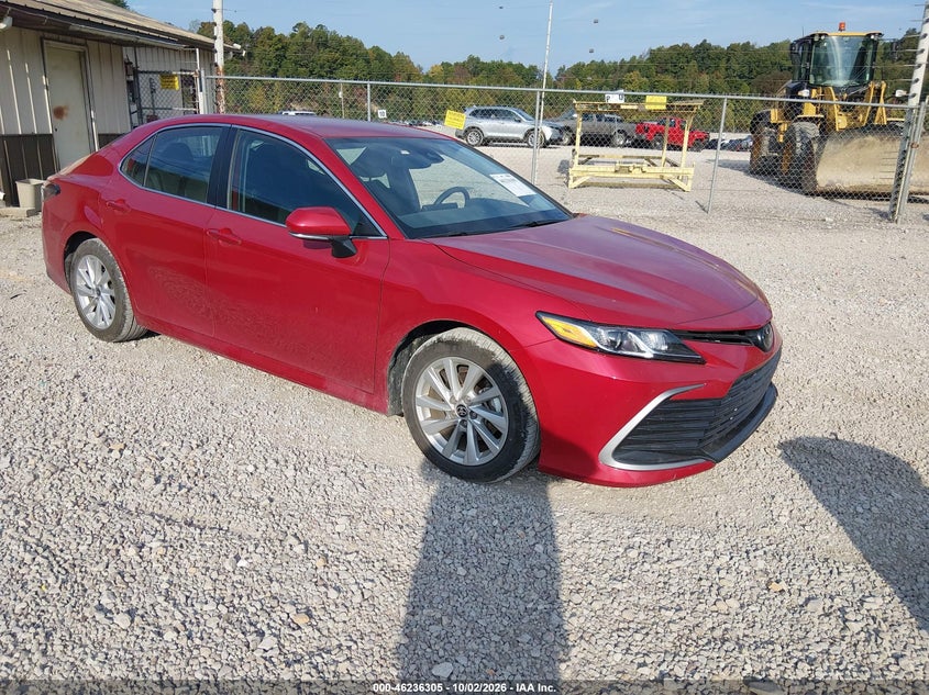 Toyota Camry Le 2024