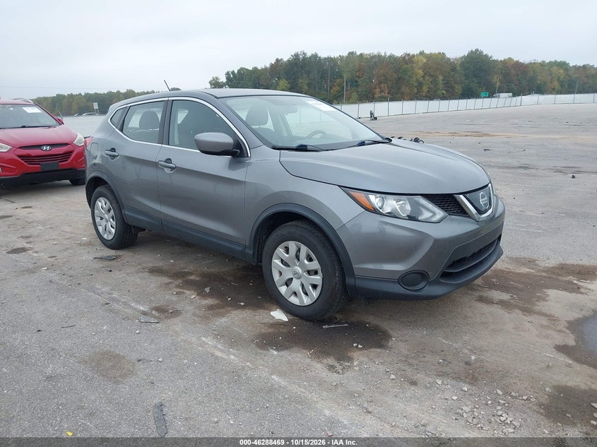 Nissan Rogue Sport S 2019