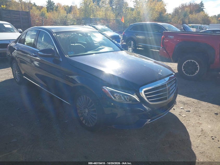 Mercedes-Benz C 300 Luxury 4Matic 2015